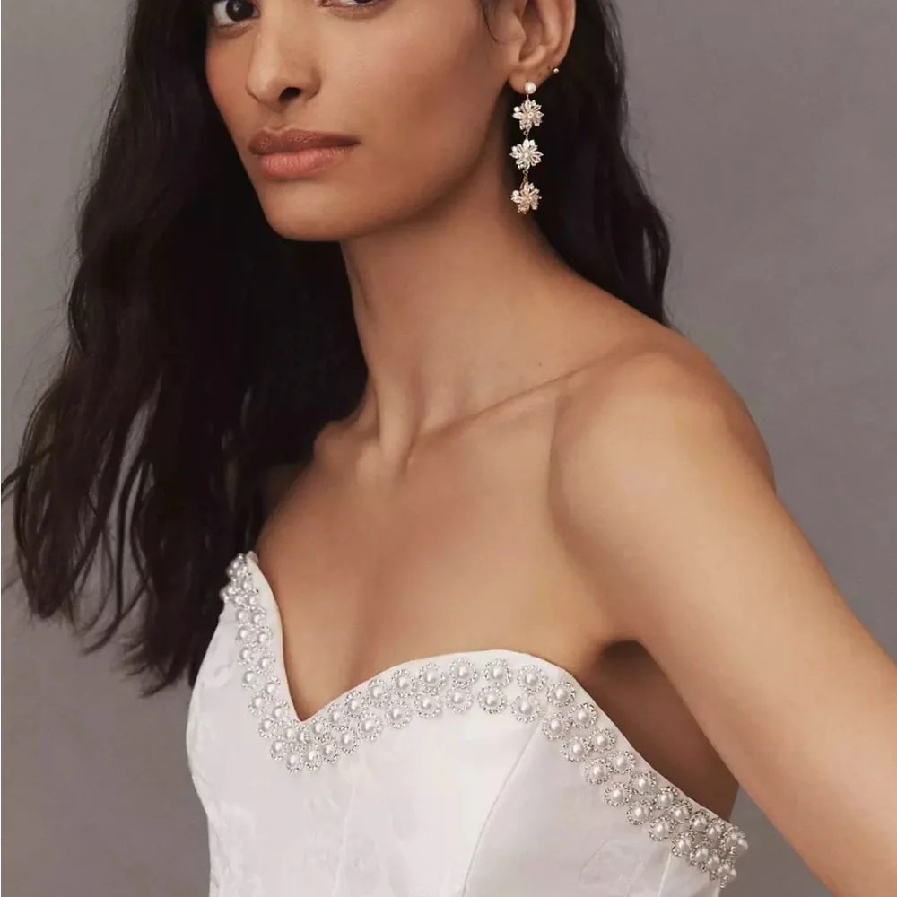 V. Chapman Strapless White Dress - Picture 10 of 15